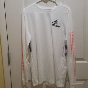 NWT - Jordan Mens Long Sleeve Tshirt